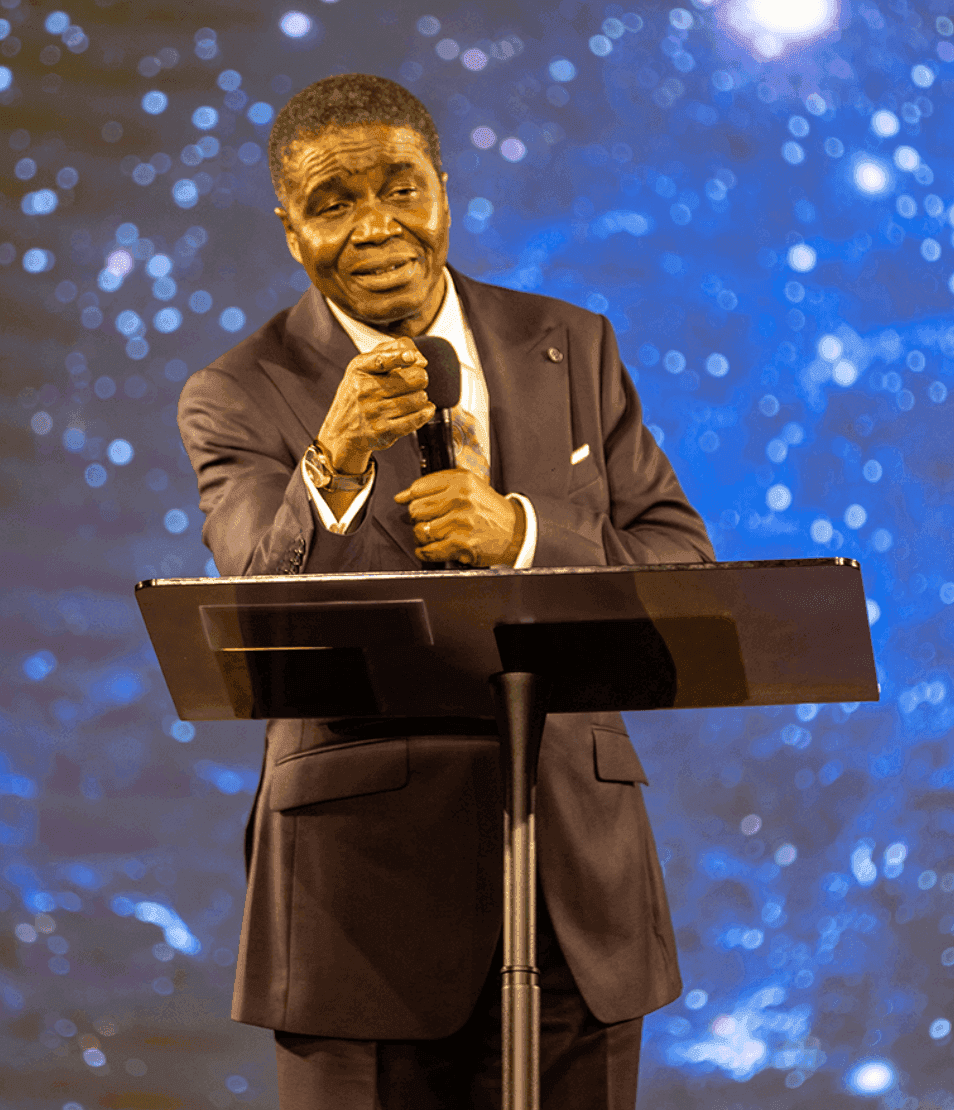 David Abioye delivering the keynote with conviction